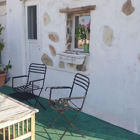 Καλινοβου 1 Κευελπιδων Πεδιον Αρεωσ Apartment Athens Exterior photo